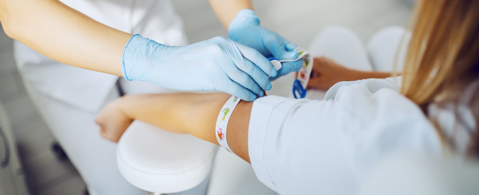 Diabetes testing with fruit bowl